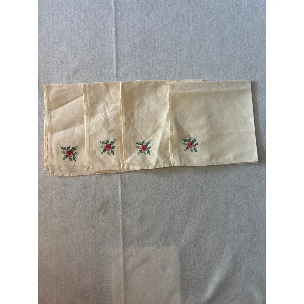 Unbranded Cloth Napkins Unisex OS Cream‎ Excellent Floral Cross-Stitch Set of 4